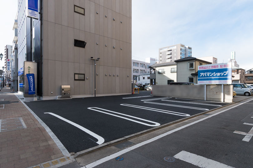 アパマンショップ高崎店　お客様駐車場